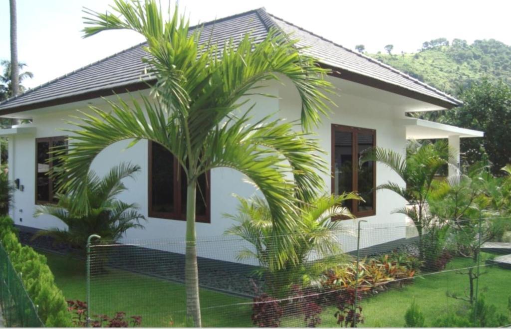 Dream Estate Resort Senggigi Quarto foto